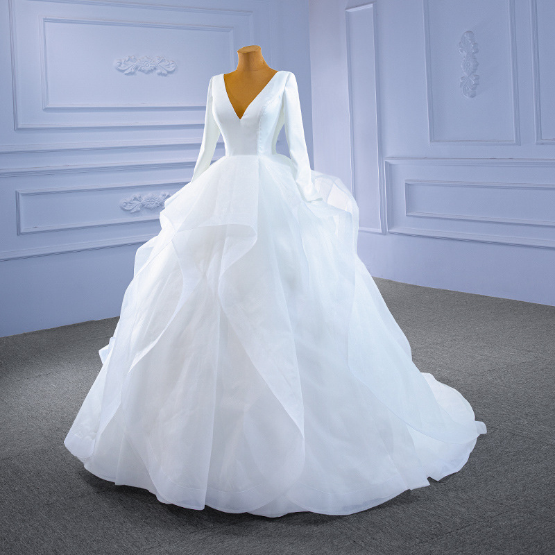 Elegant A-line Women Wedding Dress 2024 Deep V-neck Long Sleeves Ruffles Tulle Satin Court Train Bridal Bride Gown Vestidos De Noiva Robe De Mariage
