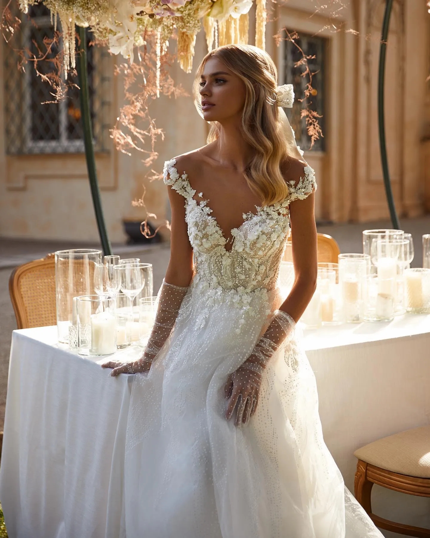 2024 Boho A e Wedding Dress For Bride Illusion Back V Neck Embroidery Beads Lace Bridal Party Gown Vestidos Noiva Robe De Mariage 0624W 0703