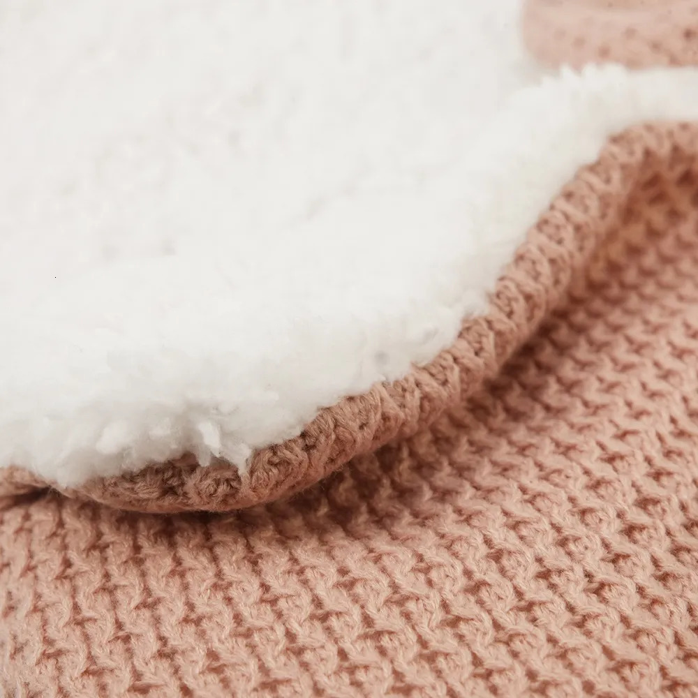 Sleeping Bags Baby Bag Thicken Winter borns Envelope Knitted Infant Sacks Stroller Swaddle Footmuff Toddler Slaapzak Kid Sleepsack 231116