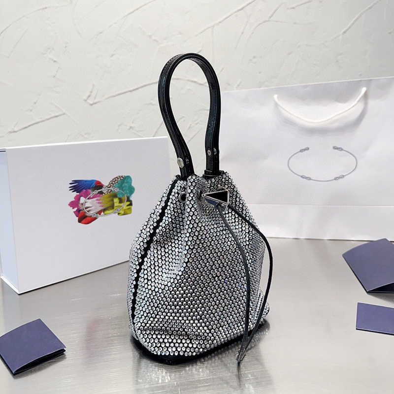 Luxury Bag Women Bags Diamond Hobo-bag Handbag Designer Handbags Designers Tote Shoulder Cross Body Shiny Rhinestone Bag Purse Ladies 230109, P96-1
Luxury Bag Women Bags Diamond Hobo-bag Handbag Designer Handbags Designers Tote Shoulder Cross Body Shiny Rhinestone Bag Purse Ladies 230109, P96-1