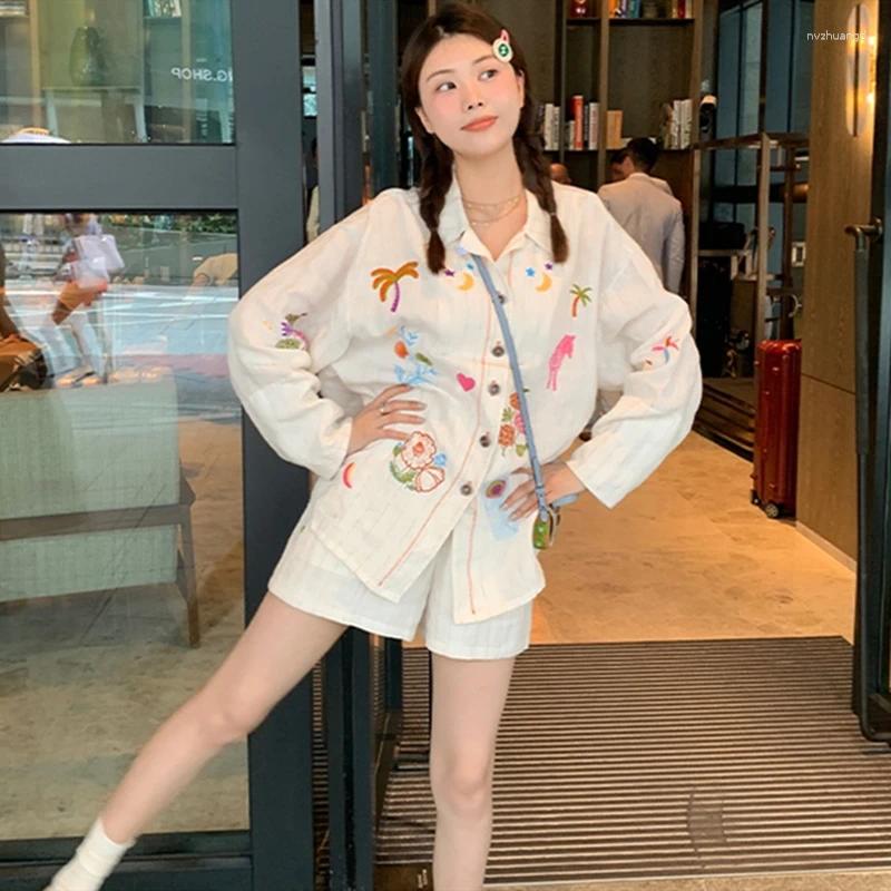 Women's Blouses High Quality Embroidery Cute Flower Blouse Loose Oversized Women Girls Sweet Linen Cotton Button Up Shirt Japanese Y2K Top