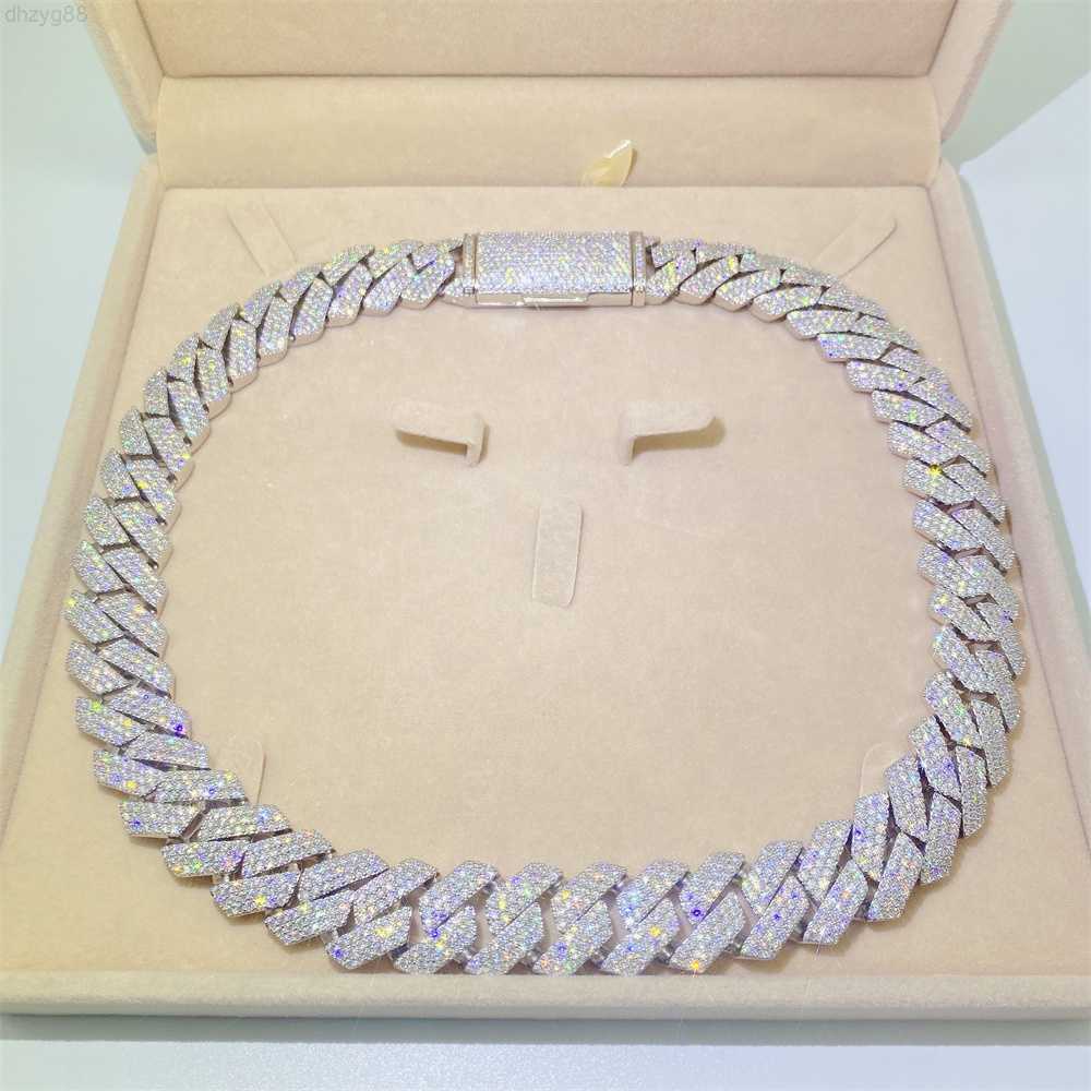 Hot New Products Hip Hop Rapper Miami 18mm Cuban Link Chain Vvs Moissanite 925 Sterling Silver Iced Cuban Chain Necklace
Hot New Products Hip Hop Rapper Miami 18mm Cuban Link Chain Vvs Moissanite 925 Sterling Silver Iced Cuban Chain Necklace