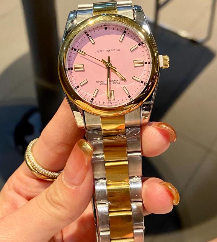 Classic Men women Couples watches Quartz Movement steel Style Elegant Wristwatches Designer Gold WATCH Sapphire waterproof 41mm 36mm, Color 7
Classic Men women Couples watches Quartz Movement steel Style Elegant Wristwatches Designer Gold WATCH Sapphire waterproof 41mm 36mm, Color 7