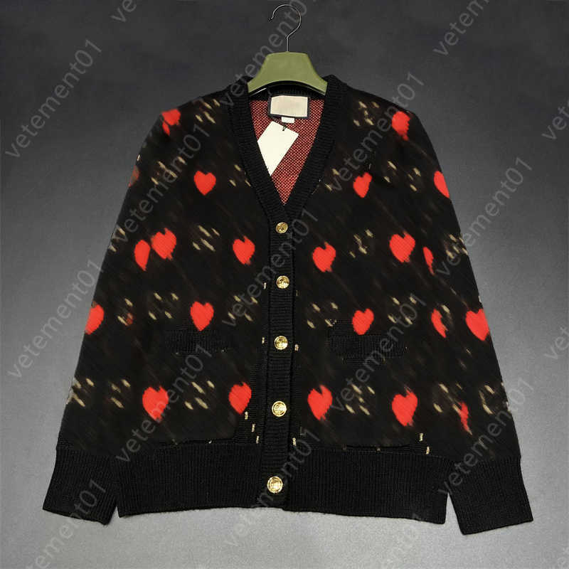 Women Sweater Designer Tops Women Cardigan Knit Sweaters Double Letters Gold Thread Wool Fabric Red Heart Color Collision Long-sleeved Sweater Womens Clothing