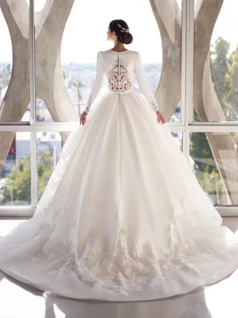 2024 Princess A Line Wedding Dress for Bride Deep V-Neck Long Sleeves Lace Appliques Satin Bridal Formal Gowns Vestidos De Noiva Robe De Mariage