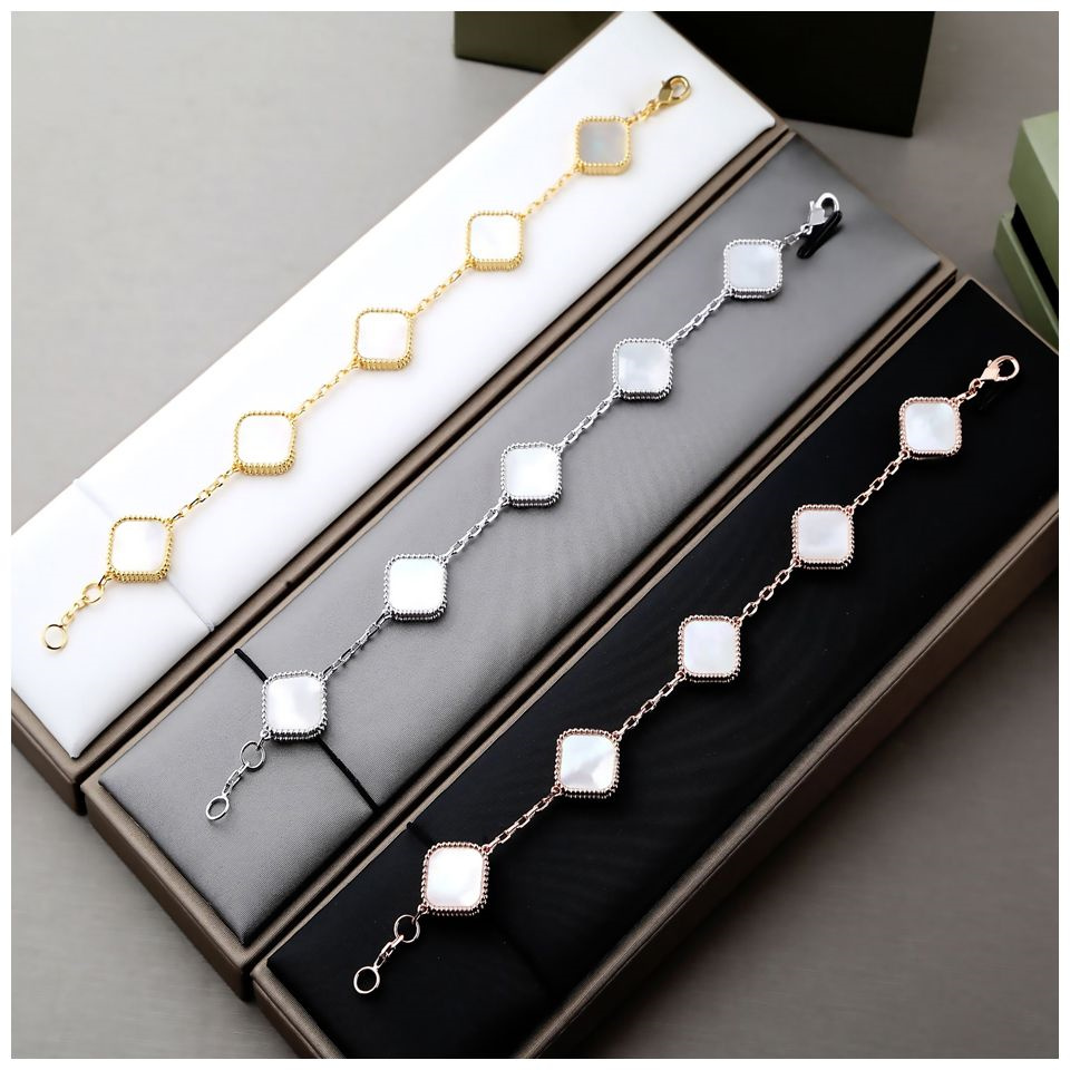 17 Colors Fashion Classic 4/Four Leaf Clover Charm Bracelets Bangle Chain 18K Gold Agate Shell Mother-of-Pearl for Women&Girl Wedding Mother's Day Jewelry Women gifts-AI
17 Colors Fashion Classic 4/Four Leaf Clover Charm Bracelets Bangle Chain 18K Gold Agate Shell Mother-of-Pearl for Women&Girl Wedding Mother's Day Jewelry Women gifts-AI