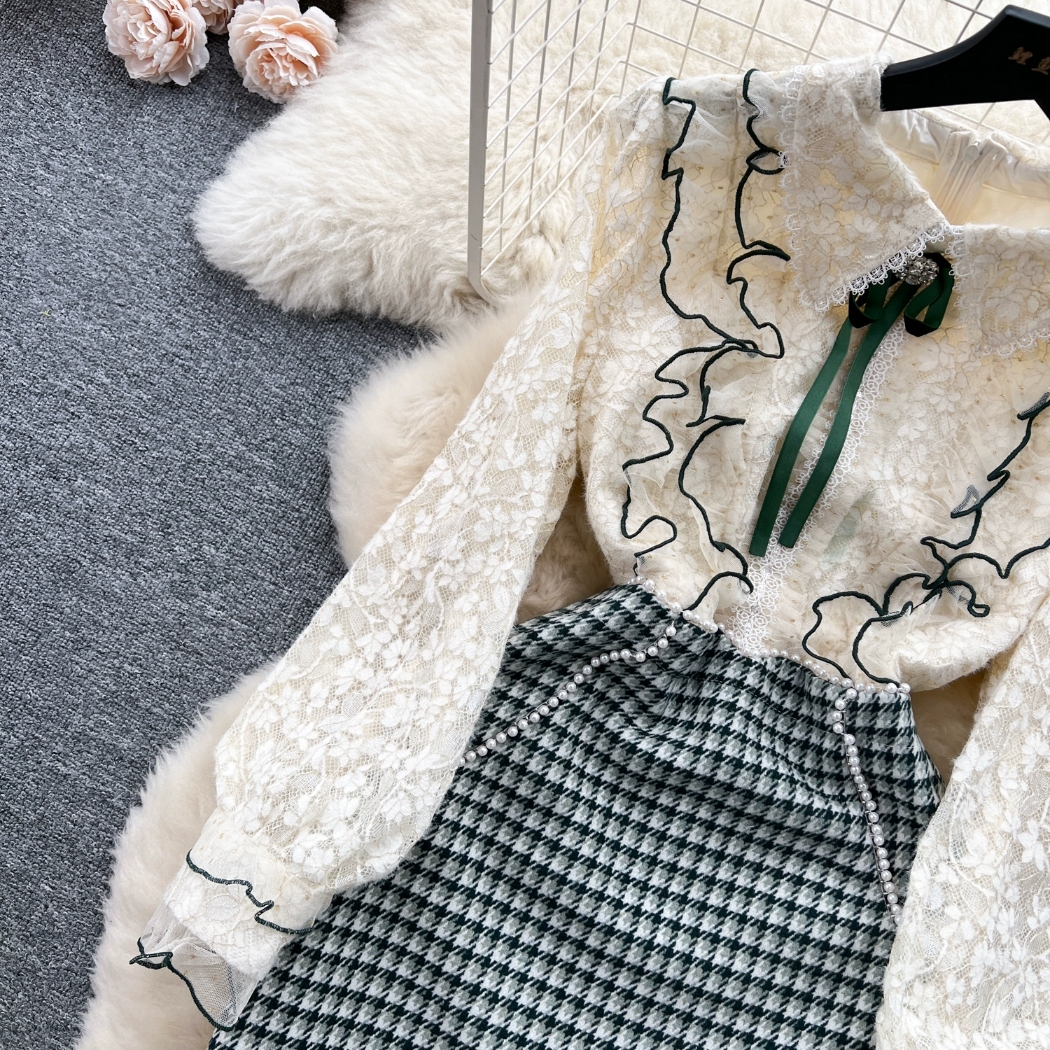 Celebrity Style Dress Autumn and Winter New Network Red Small Fragrant Wind Lace Splice Thick Tweed Heavy Work Beaded Short Skirt