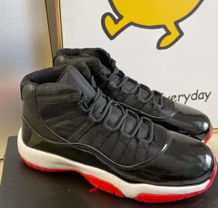 Classic Men And Women 11s Sneakers Trainers Shoes Fashion Og High Top Casual Outdoor Non -Slip Unisex Zapatos Sports Shoes 36 -44
Classic Men And Women 11s Sneakers Trainers Shoes Fashion Og High Top Casual Outdoor Non -Slip Unisex Zapatos Sports Shoes 36 -44