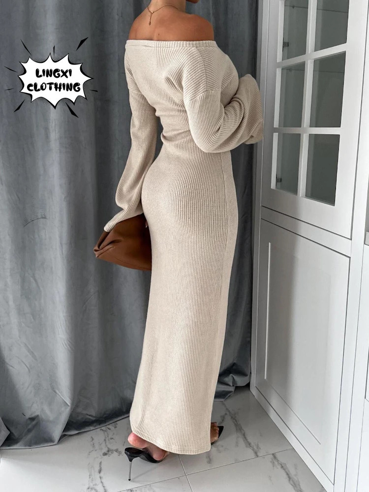 Basic Casual Dresses Autumn and Winter Fashion Elegant Women's Long Dress Temperament Vneck Banquet Flare Sleeve 231116