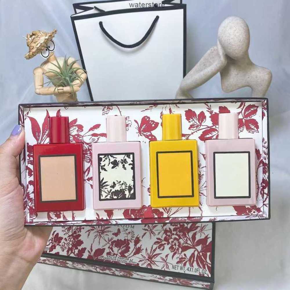 Attractive Fragrance Set Women Perfume Suit 30ml 4-piece Collection Floral Note Different Fragrances for Any Skin Highqualitybcb2
Attractive Fragrance Set Women Perfume Suit 30ml 4-piece Collection Floral Note Different Fragrances for Any Skin Highqualitybcb2