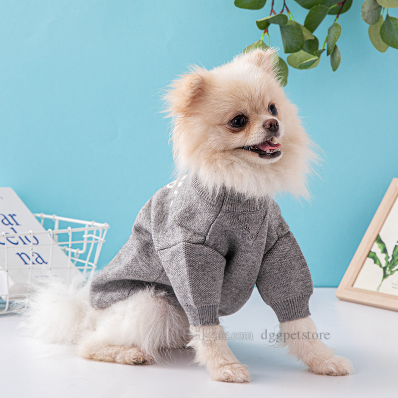 free shipping Designer Clothes Dog Apparel Winter Warm Pet Sweater Knitted Turtleneck Cold Weather Pets Coats PuppySweatshirt Pullover Clothing for Sm