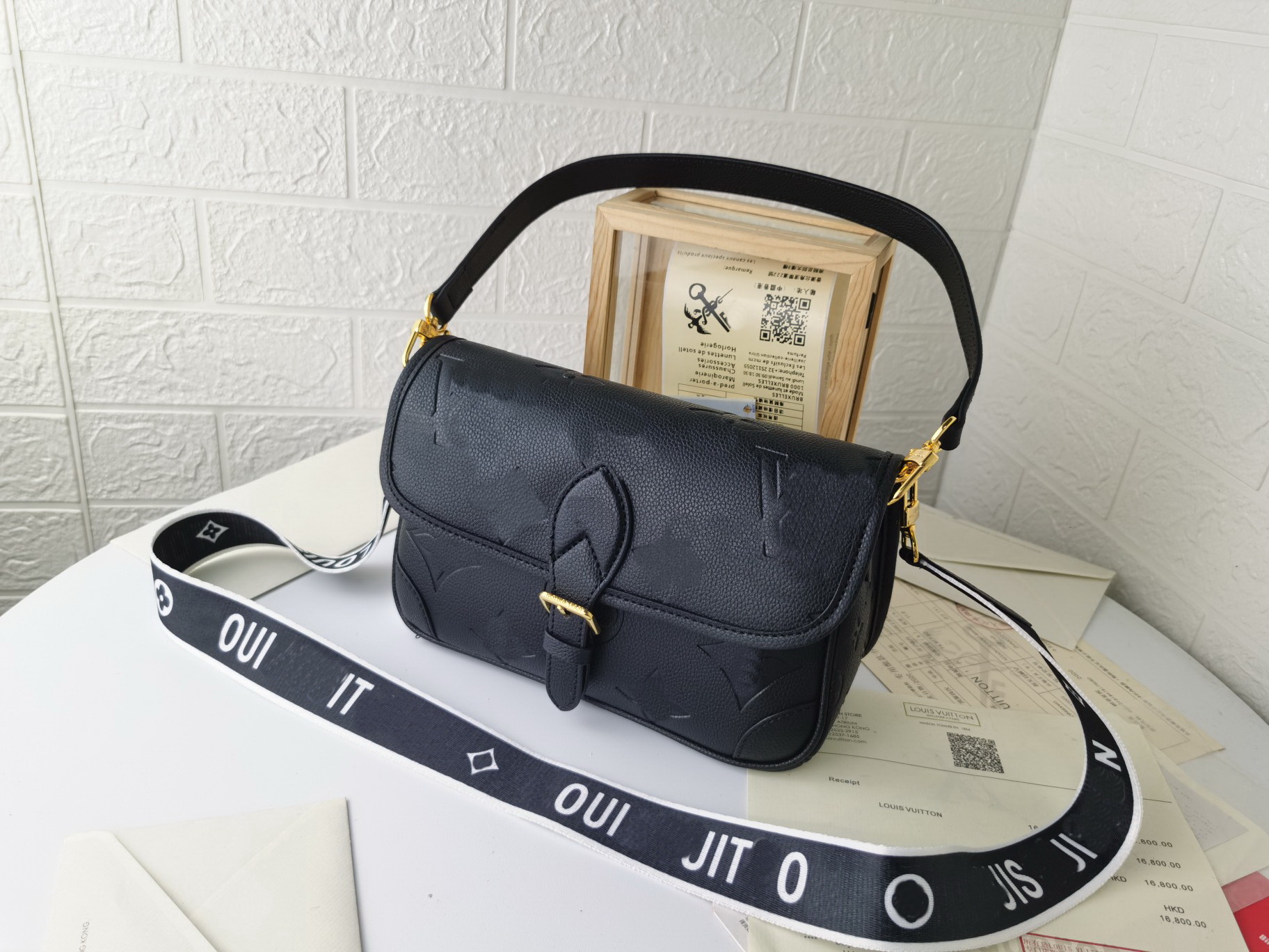5AA quality designer bag Womens FAVORITE Shoulder Bags Genuine Leather MONTIGNE Messenger Handbag chains Strap black crossbody Bags Tote bag wallet purse, 25x9x15cm
5AA quality designer bag Womens FAVORITE Shoulder Bags Genuine Leather MONTIGNE Messenger Handbag chains Strap black crossbody Bags Tote bag wallet purse, 25x9x15cm