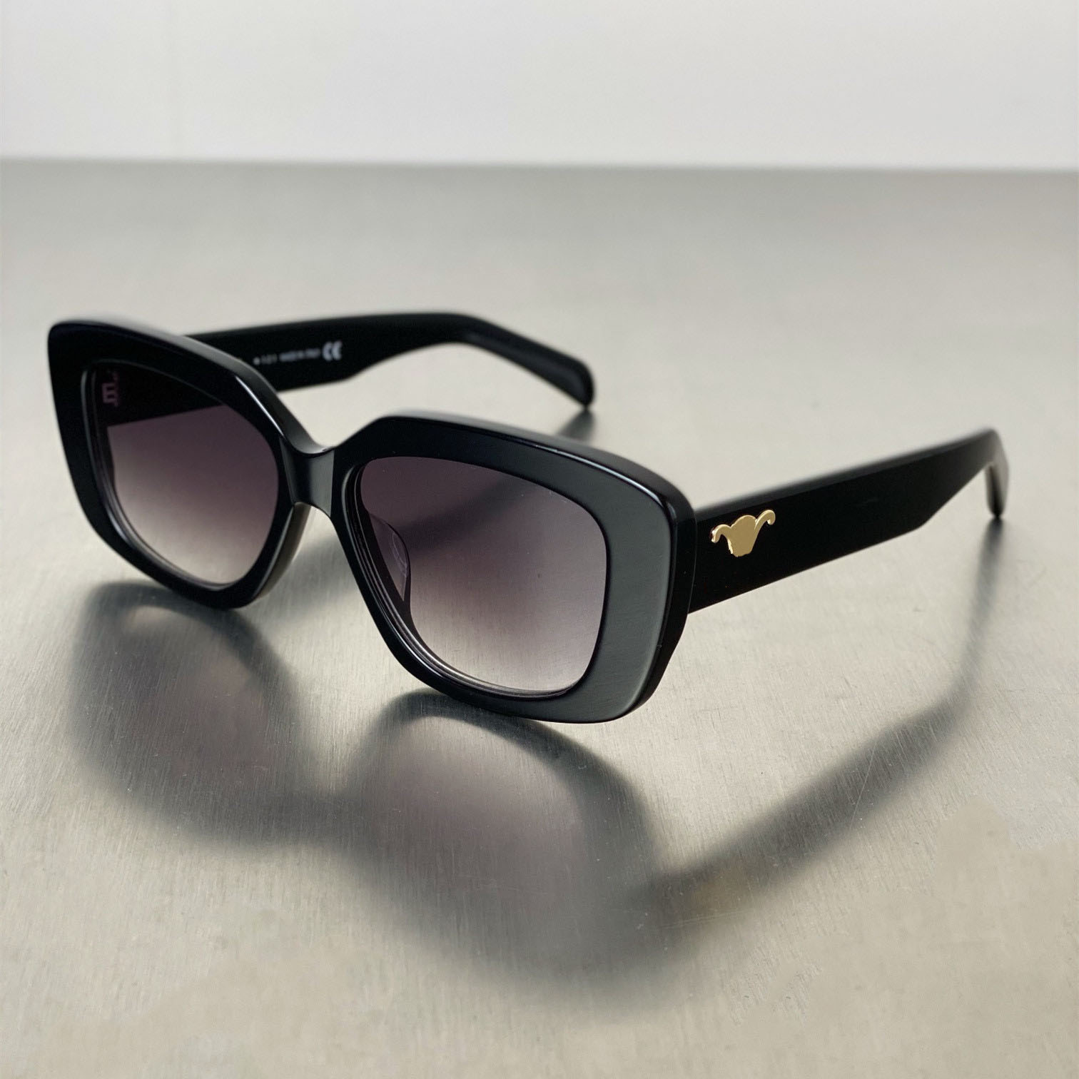 622s fashion Retro cat's eye sunglasses for women CE's Arc de Triomphe oval French high street
622s fashion Retro cat's eye sunglasses for women CE's Arc de Triomphe oval French high street