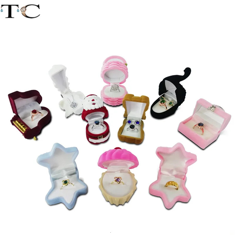 Jewelry Boxes Creative Velvet Box Mini Container Ring Earrings Rings Storage Small Accessories Display Gift 231117
