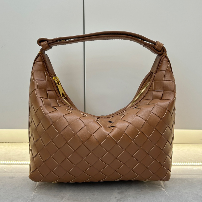 Handbags Lunch Box Tote Genuine Leather Woven Underarm Shoulder Bag Gold Hardware Adjustable Strap Snap Design High Quality Travel Pouch Hobos Purse S