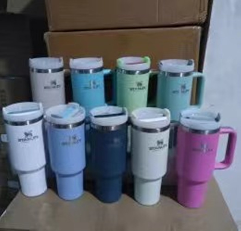 stanley 40oz stainless steel tumbler with silvery Logo handle lid straw big capacity beer mug THE QUENCHER H2.0 FLOWSTATE TUMBLER water bottle powder camping cup, Multi-color
stanley 40oz stainless steel tumbler with silvery Logo handle lid straw big capacity beer mug THE QUENCHER H2.0 FLOWSTATE TUMBLER water bottle powder camping cup, Multi-color