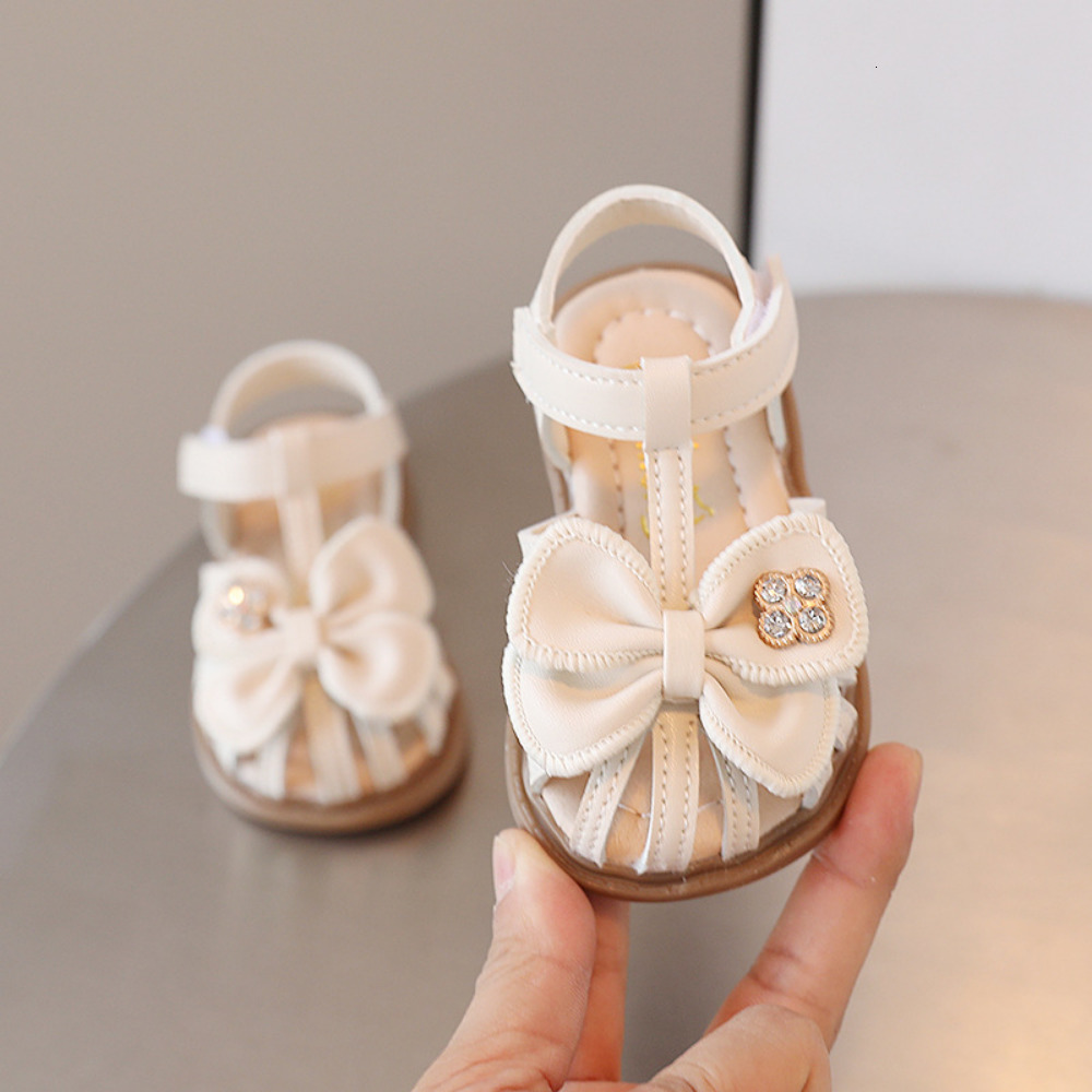 Sandals Summer 0-36m Born Baby Girls PU Soft Bottom Anti-slip First Walkers Hook Loop Sandals kids Toddler Girl Princess Shoes 230417