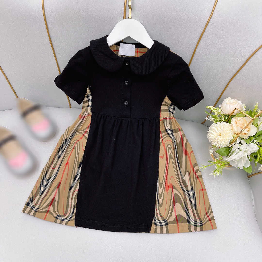 23ss Short-sleeved dresses girls Dress Princess dress kids designer clothes lapel Lattice splicing Polo skirt big Girls shirt skirts High quality kids clothes, 11
23ss Short-sleeved dresses girls Dress Princess dress kids designer clothes lapel Lattice splicing Polo skirt big Girls shirt skirts High quality kids clothes, 11