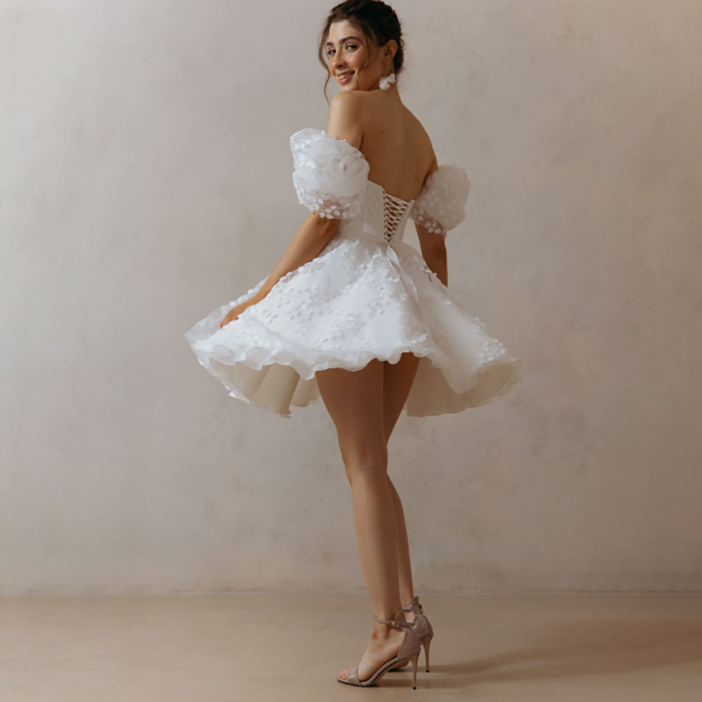Modern Short Ball Gown Wedding Dresses Square Neck Puffy Short Sleeve Bridal Gowns Appliques Corset Back Mini Vestido De Novia