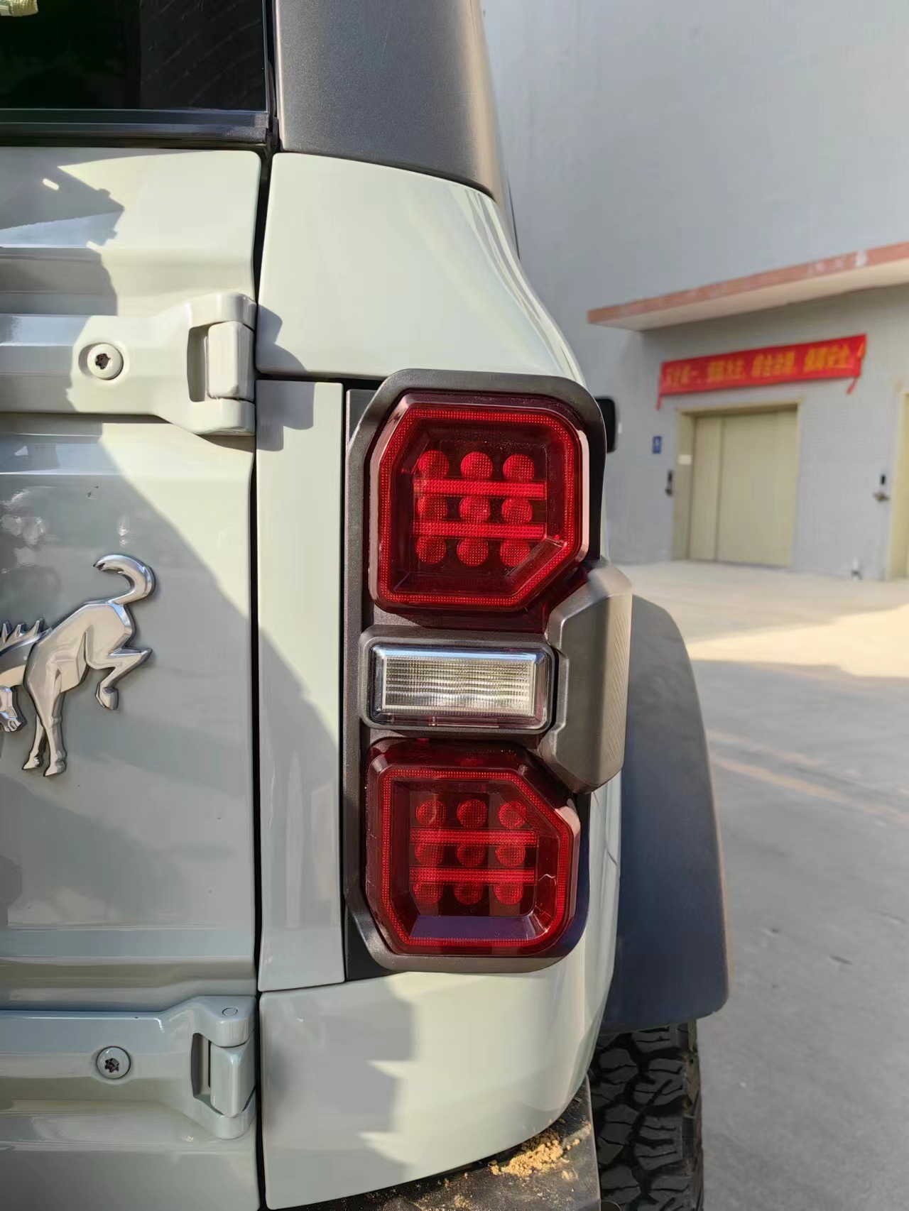 Car Ligts for Ford Bronco 2021-2023 Raptor F150 LED Taillight Assembly Off-road Modified Streamer Turn Signal Taillights