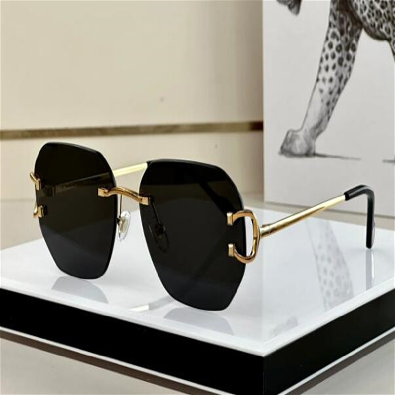 2023 Brand Fashion Designer Summer Design Sunglasses For Men and Women Summer 0396 Style Anti-Ultraviolet Retro Plate Metal Frameless Glasses Random Box 0396S
2023 Brand Fashion Designer Summer Design Sunglasses For Men and Women Summer 0396 Style Anti-Ultraviolet Retro Plate Metal Frameless Glasses Random Box 0396S