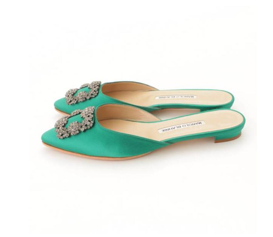 Summer Manolos Black Hangisi Blahnik Slippers Satin Jewel Mule Flat flat slippers Sandals Shoes satin women Slippers Slip On Beach Slide Flats Flip Flops Sandalias
Summer Manolos Black Hangisi Blahnik Slippers Satin Jewel Mule Flat flat slippers Sandals Shoes satin women Slippers Slip On Beach Slide Flats Flip Flops Sandalias