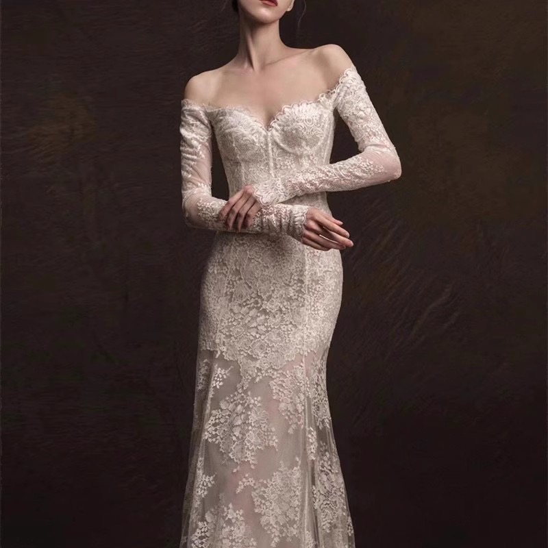 Elegant Mermaid Wedding Dresses Illusion Covered Buttons Back sexy off shoulder Lace Applique Chapel Train 2023 Custom Made plus size Wedding Gown ves
