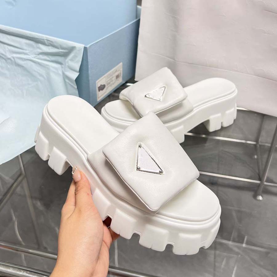 Leather Slippers Slide Summer Platform Sandals Shoes Slip-on Triangle Logo Flats Sandal Women Luxury Designer Slides Slipper Factory Footwear Summer Slippers, #3
Leather Slippers Slide Summer Platform Sandals Shoes Slip-on Triangle Logo Flats Sandal Women Luxury Designer Slides Slipper Factory Footwear Summer Slippers, #3