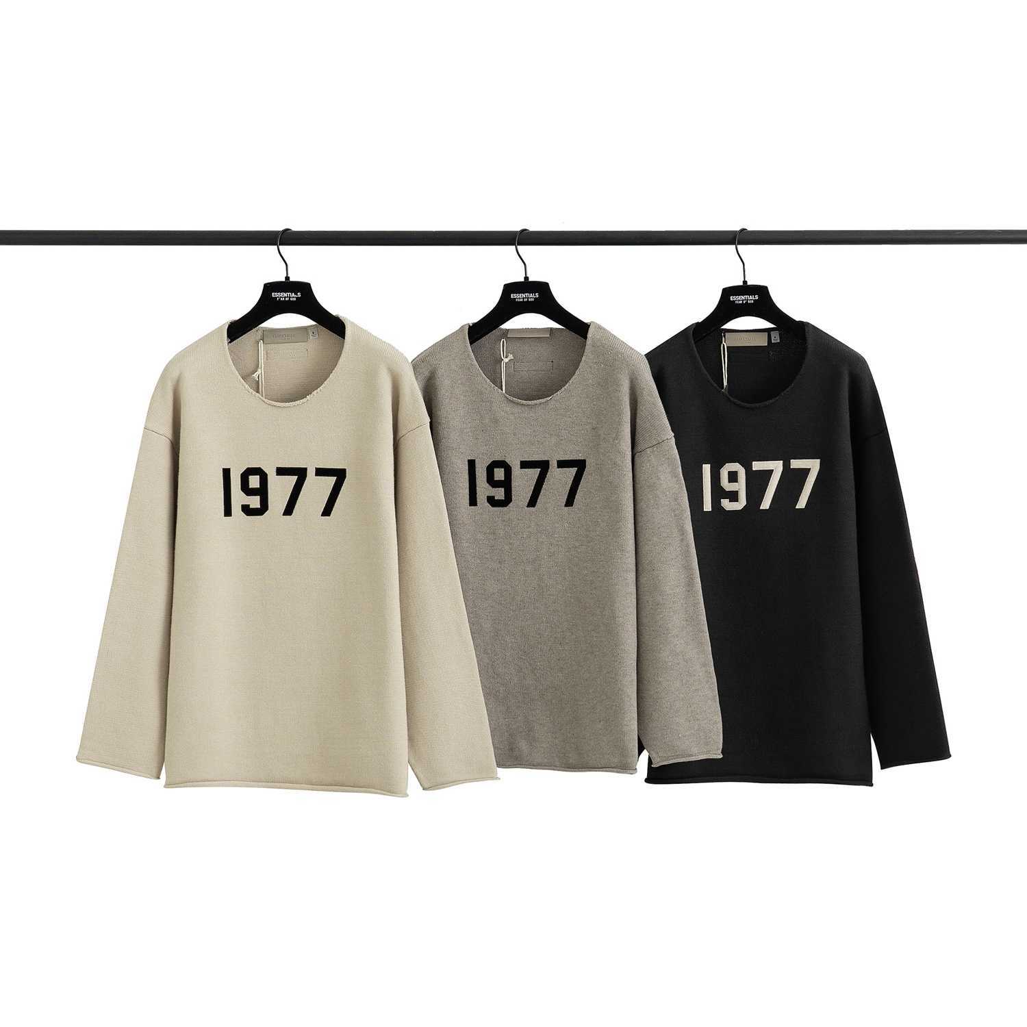 ESS Sweaters Luxury Mens Designer FEARs OF GOD FOG ESSEN Fashion Brand Loose 1977 High Street Round Neck Knit Sweater for Men sweater hoodie cowl neck sweater, Shipping fee
ESS Sweaters Luxury Mens Designer FEARs OF GOD FOG ESSEN Fashion Brand Loose 1977 High Street Round Neck Knit Sweater for Men sweater hoodie cowl neck sweater, Shipping fee