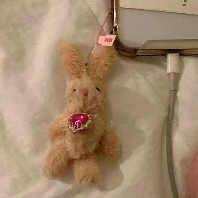 Key Rings Cute Plush Pilot Rabbit Doll Chains Ring For Woman Kawaii Cartoon Backpack Pendant Car Toy Kids Birthday Gift 231117