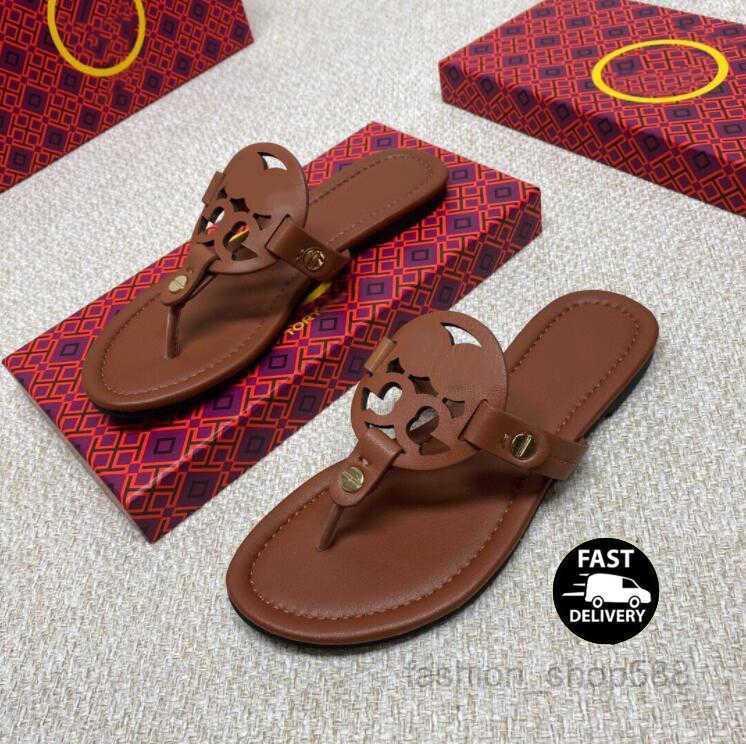 Brand Designer Sandals Slippers Tories Slippers Flip Flops Beach Shoes Pool Slippers Women's Cutout Pattern Flats Low Heels Fashion Luxury Rubber, 28*
Brand Designer Sandals Slippers Tories Slippers Flip Flops Beach Shoes Pool Slippers Women's Cutout Pattern Flats Low Heels Fashion Luxury Rubber, 28*