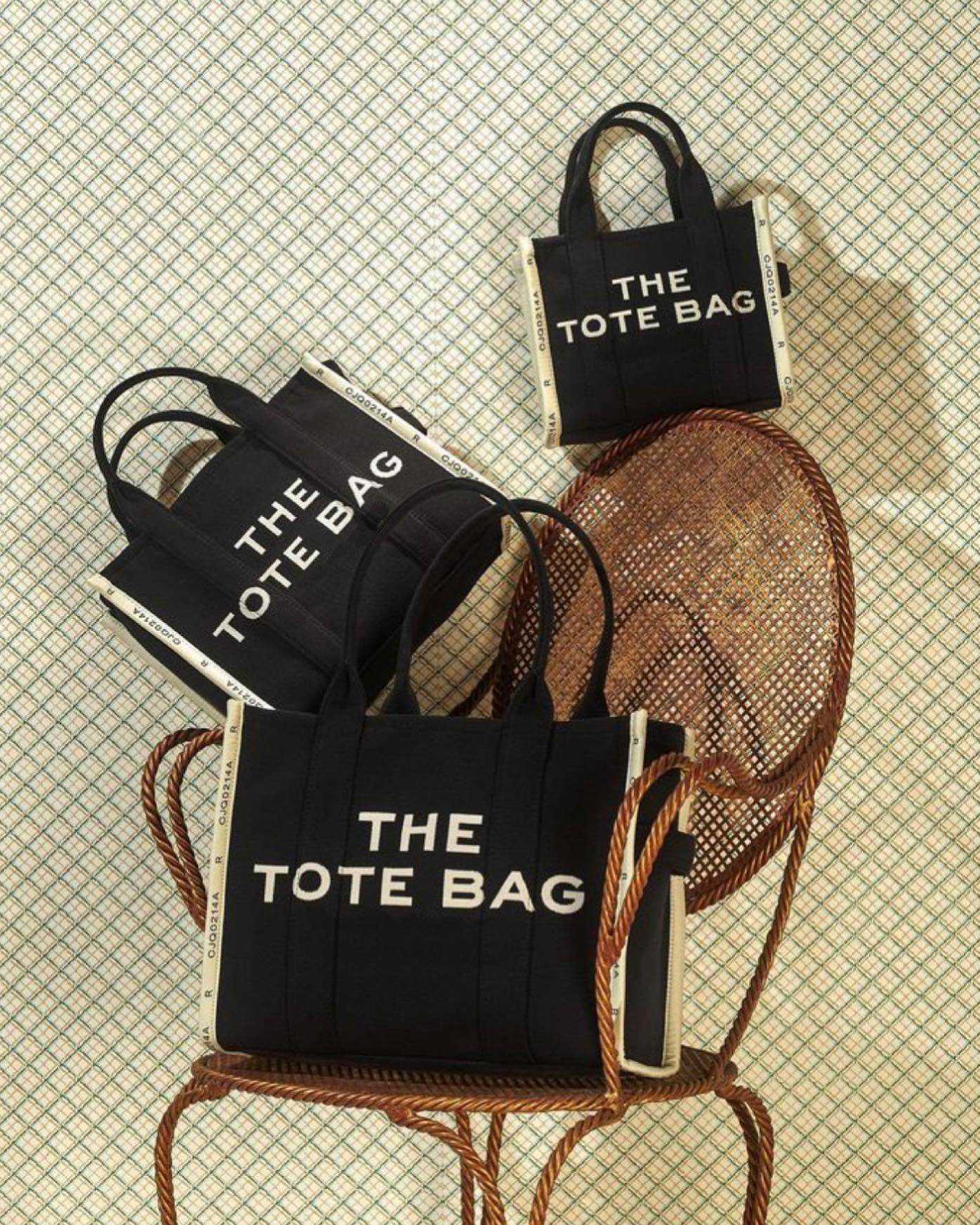 classic cowboy Shopping Bags Womens mens Designer marc jocobs the tote Shoulder clutch crossbody Bag hobo woman Luxury Canvas travel handbag messenger weekend bags
classic cowboy Shopping Bags Womens mens Designer marc jocobs the tote Shoulder clutch crossbody Bag hobo woman Luxury Canvas travel handbag messenger weekend bags