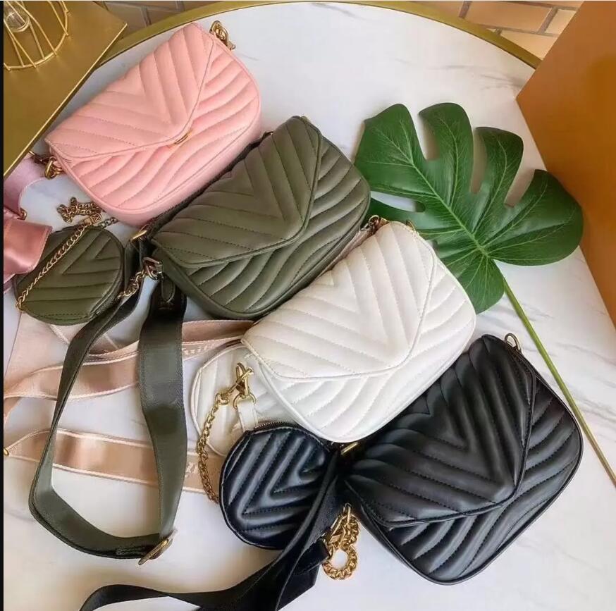 Shoulder Bags New Wave Quilted Leather Multi Pochette Women Fashion 3 in One Crossbody with Round Coin Purse Wide Strap Gold Metal Chain as Shoulder Bag, White
Shoulder Bags New Wave Quilted Leather Multi Pochette Women Fashion 3 in One Crossbody with Round Coin Purse Wide Strap Gold Metal Chain as Shoulder Bag, White