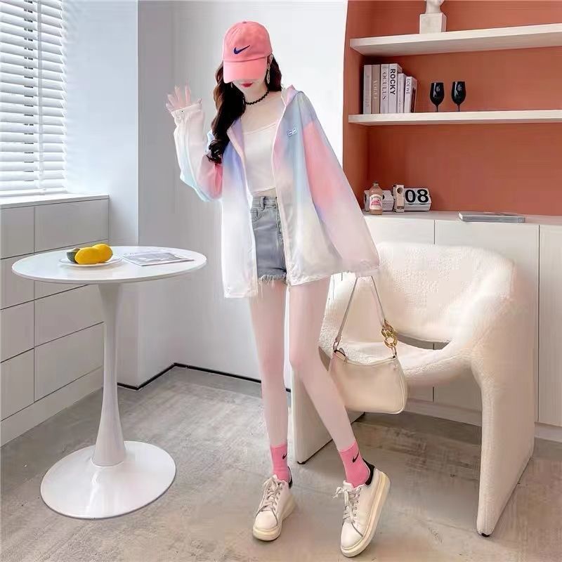 Women's Jackets Woman Hooded Sun Protection Coat Quick Dry Female Summer Beach Anti UV Thin Hoodie Clothing Breathable Cycling Clothing Tops G74 