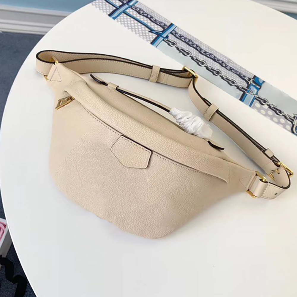 Designer Fanny Pack Luxury Crossbody Bag 23CM Genuine Leather Shoulder Bag High Imitation Chest Pack With Box ZL124
Designer Fanny Pack Luxury Crossbody Bag 23CM Genuine Leather Shoulder Bag High Imitation Chest Pack With Box ZL124