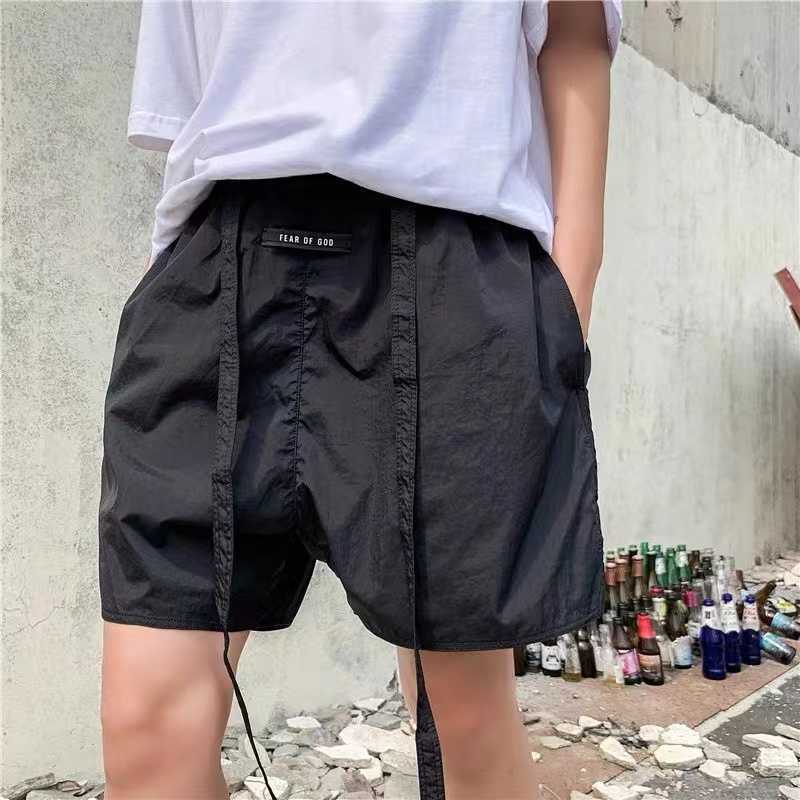 Ess Designer Short Fashion Casual Clothing Fears of God Fog Season 6 Strap Beach Shorts Capris Couple Relaxed Sports Quick Dry Basketball Pants Mens Womens's Trend, Black
Ess Designer Short Fashion Casual Clothing Fears of God Fog Season 6 Strap Beach Shorts Capris Couple Relaxed Sports Quick Dry Basketball Pants Mens Womens's Trend, Black
