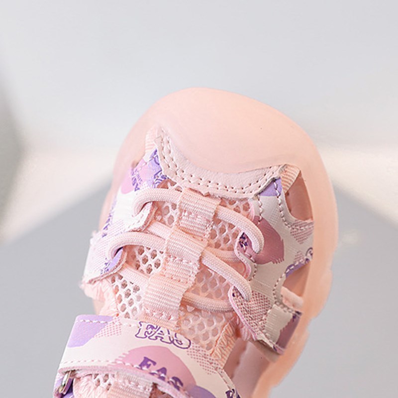 Sandals Summer Baby Shoes For Boys Leather Cut-outs Girls Sandals Soft Sole Closed Toe Kids Beach Shoes Fashion Toddler Sandals 230417