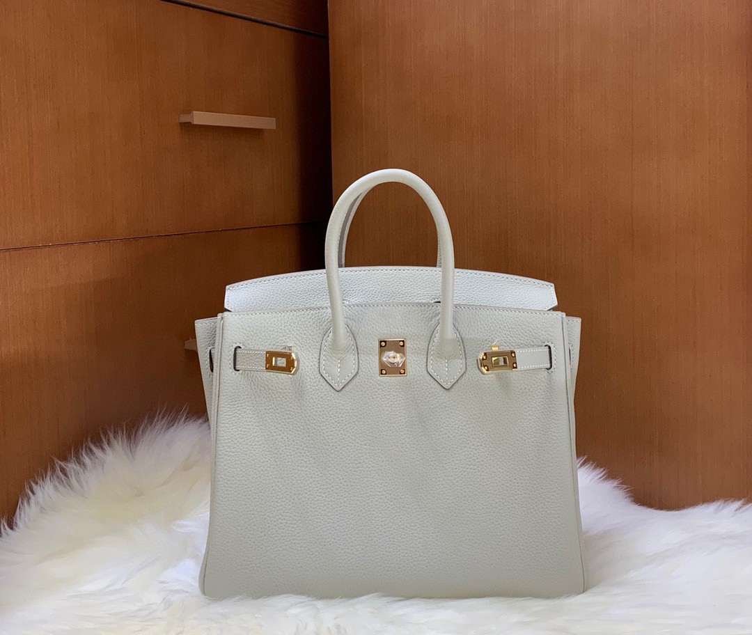 25cm gris pearl color totes toppest fully handmade quality Togo leather designer purse luxury handbag wax thread gold hardware fast delivery wholesale price, Chai color
25cm gris pearl color totes toppest fully handmade quality Togo leather designer purse luxury handbag wax thread gold hardware fast delivery wholesale price, Chai color