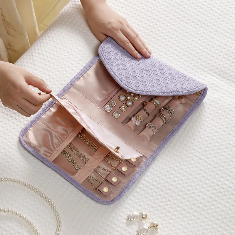 Jewelry Boxes Travel Organizer Roll Velvet Foldable Case for Journey Rings Necklaces Jewerly Storage Bag 231117