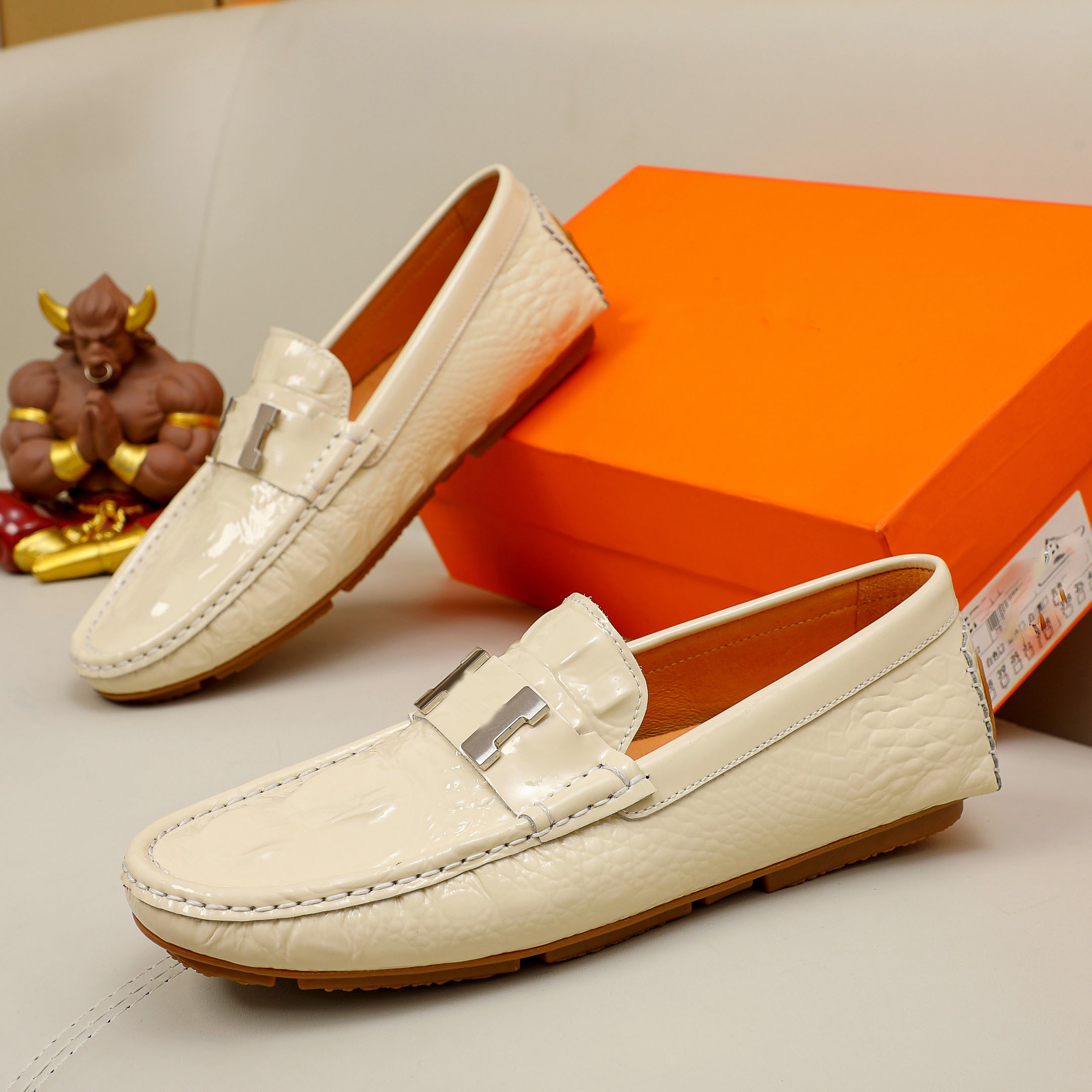 Luxury H men's casual shoes, peas shoes, cowhide leather formal orange men's leather Sandali outdoor platform sports shoes, drivers' sports shoes., Green
Luxury H men's casual shoes, peas shoes, cowhide leather formal orange men's leather Sandali outdoor platform sports shoes, drivers' sports shoes., Green