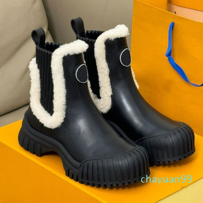 Top quality fur on leather Shell toe Platform Fur ankle boots slil on warm wool Furry fluffy boots Fashion Snow shoes Luxury designer boots Factory footwear With box