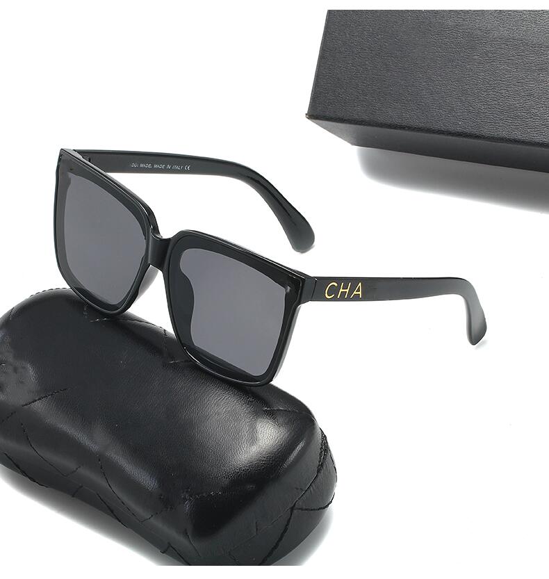 CH622 Sunglasses for Women Men Designer Summer Shades Polarized Eyeglasses Big Frame Black Vintage Oversized Sun Glasses of Women Male
CH622 Sunglasses for Women Men Designer Summer Shades Polarized Eyeglasses Big Frame Black Vintage Oversized Sun Glasses of Women Male
