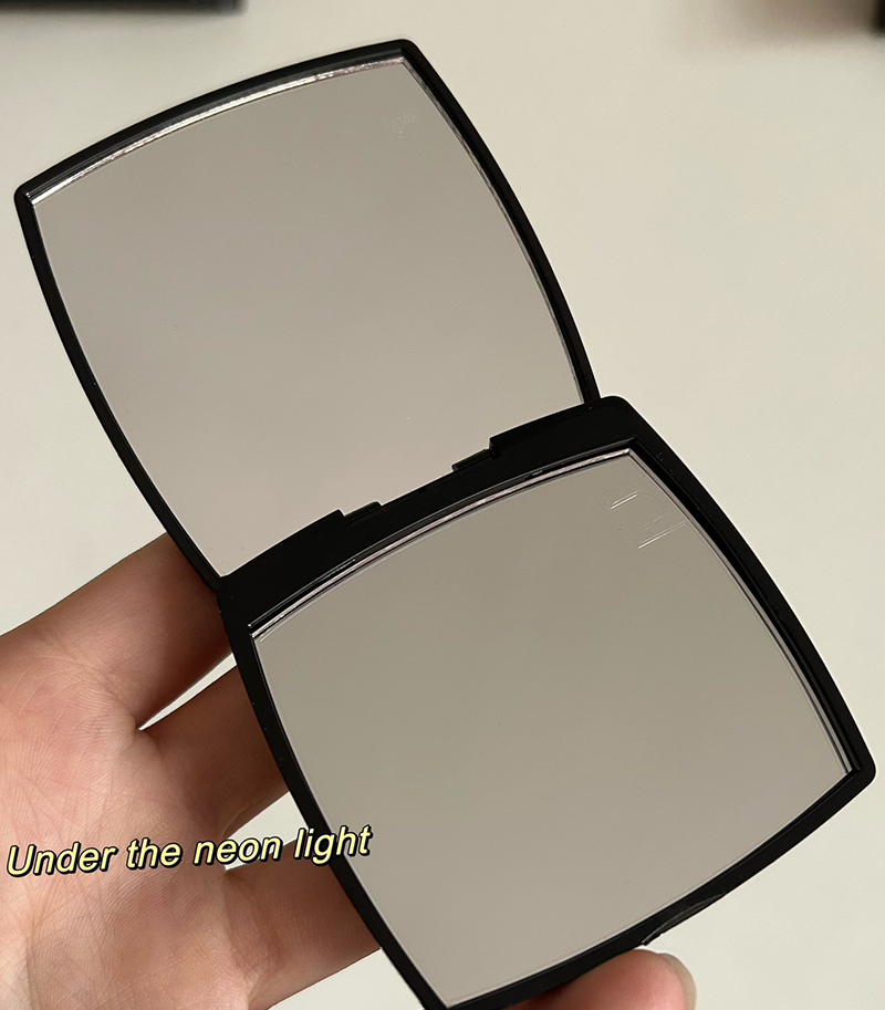 Acrylic Folding Cosmetic Mirror Double Facettes Mirror with Velvet Dust Bag Girls Portable Makeup Mirror as Festival gifts