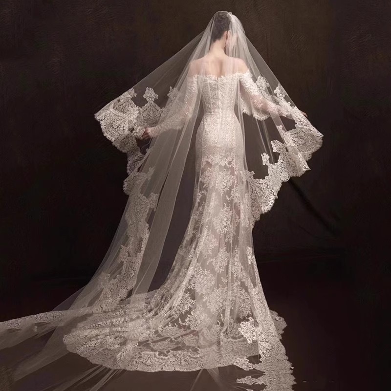 Elegant Mermaid Wedding Dresses Illusion Covered Buttons Back sexy off shoulder Lace Applique Chapel Train 2023 Custom Made plus size Wedding Gown ves