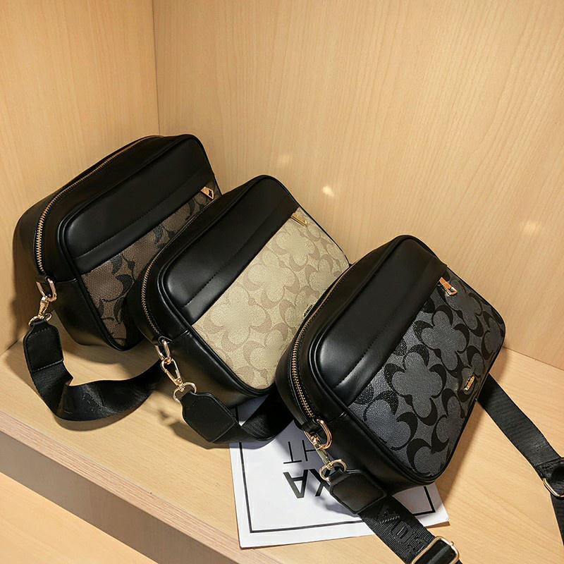 coch bags luxurys womans chain tote bag Purses wallets women men card holder coch Designers handbags backpack crossbody bags new02
coch bags luxurys womans chain tote bag Purses wallets women men card holder coch Designers handbags backpack crossbody bags new02