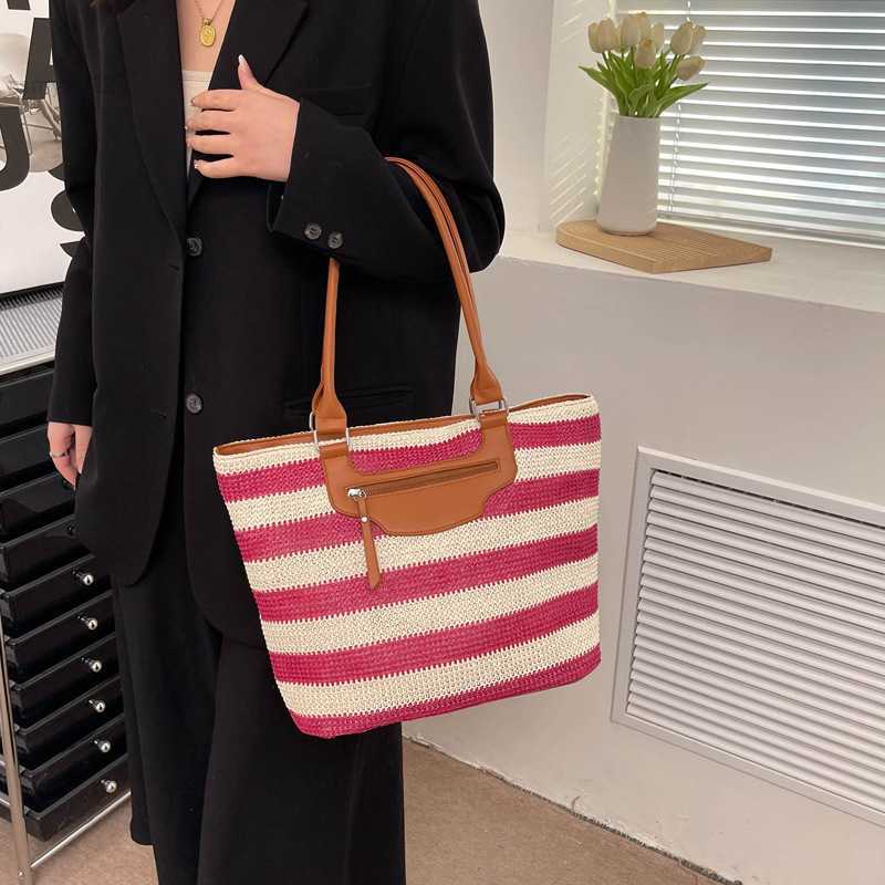 Evening Bags Casual Striped Large Tote Bag Panelled Straw Women Shoulder Bags Pu Leather Patchwork Lady Handbags Summer Beach Bag Bali 2023, Blue
Evening Bags Casual Striped Large Tote Bag Panelled Straw Women Shoulder Bags Pu Leather Patchwork Lady Handbags Summer Beach Bag Bali 2023, Blue