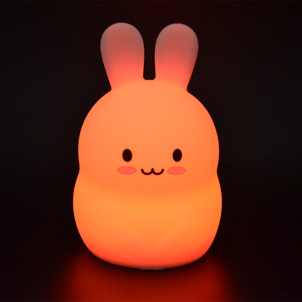 Lamps Shades Rabbit LED Night Light Touch Sensor 9 Colors Battery Powered Cartoon Silicone Bunny Bedside Lamp for Children Kids Baby Toy Gift 230418