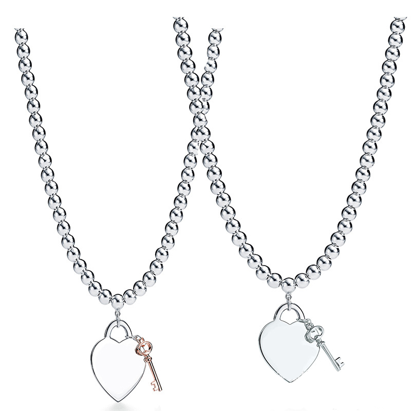 Designer single peach heart tag necklace woman stainless steel pendant luxury jewelry Valentine's Day Christmas gifts wholesale
Designer single peach heart tag necklace woman stainless steel pendant luxury jewelry Valentine's Day Christmas gifts wholesale