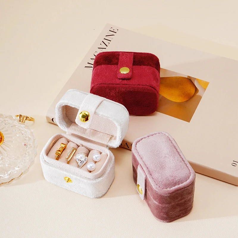 Jewelry Boxes Mini Portable Soft Pearl Velvet Box For Travel Necklace Earring Ring Storage High Grade Women Organizer Case 231117