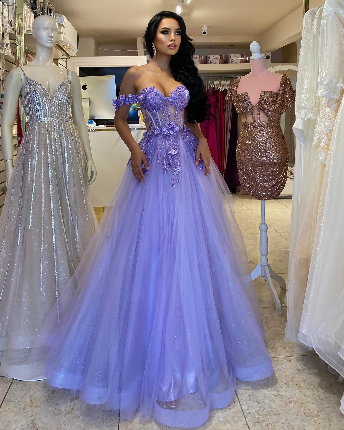 Elegant Purple A Line Prom Dresses Long for Women Sweetheart 3D Flowers See Through Tiered Tulle Formal Wear Special Occasion Birthday Pageant Evening Gowns, Chocolate
Elegant Purple A Line Prom Dresses Long for Women Sweetheart 3D Flowers See Through Tiered Tulle Formal Wear Special Occasion Birthday Pageant Evening Gowns, Chocolate